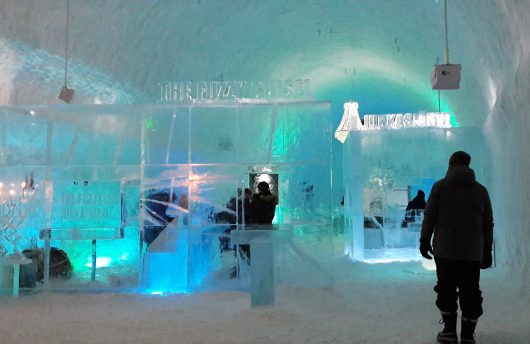 ice bar at icehotel 365
